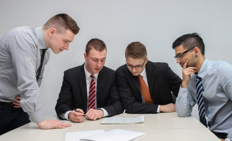 Documents That Help Explain Revenue And Customer Trends